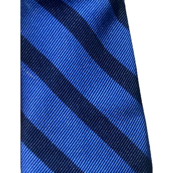 Tommy Hilfiger Repp Blue Striped 100% Silk Men’s Neck Tie Made In China - Picture 5 of 7